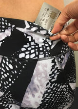 Graphic Print Crop Tight-2440